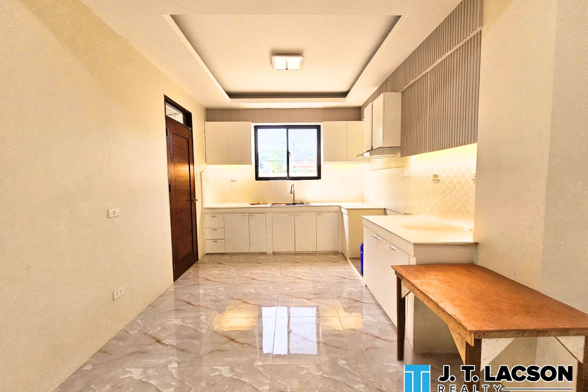 4 Bedroom House for Sale in Daro, Dumaguete, Negros Oriental – photo 7