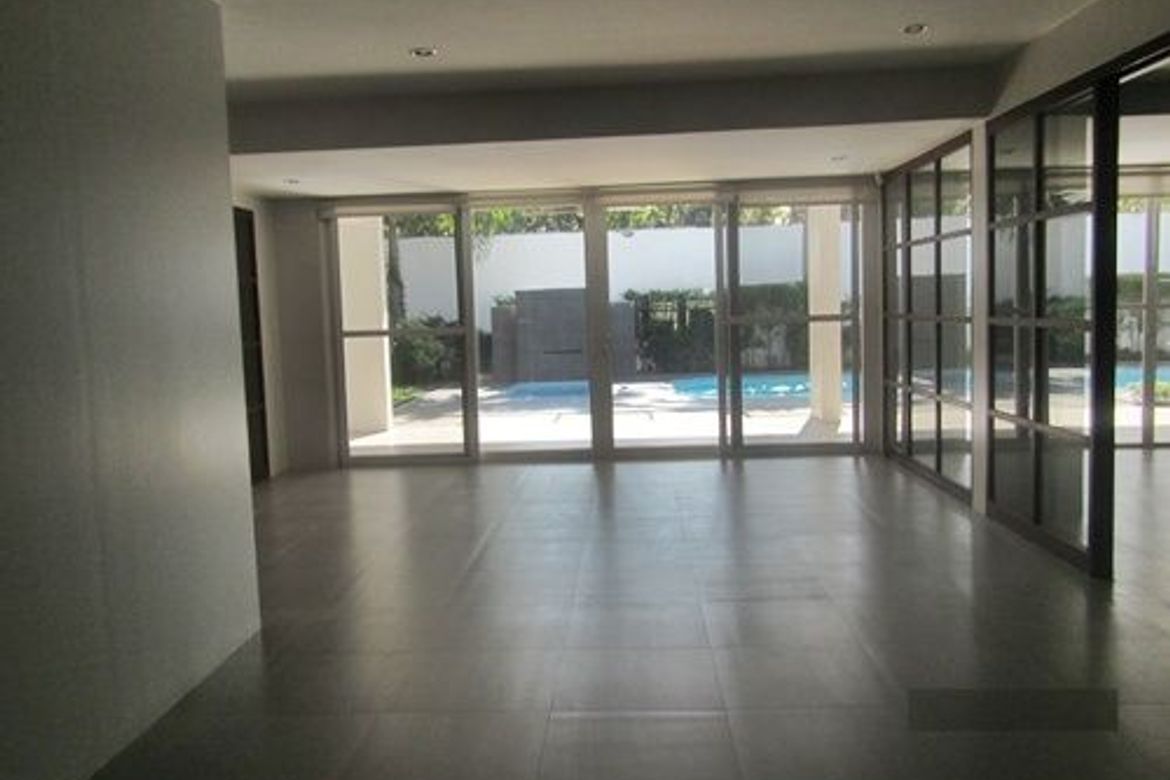 4 Bedroom House for Sale in Dasmariñas Village, Dasmariñas North, Makati, Metro Manila near MRT-3 Magallanes – photo 3