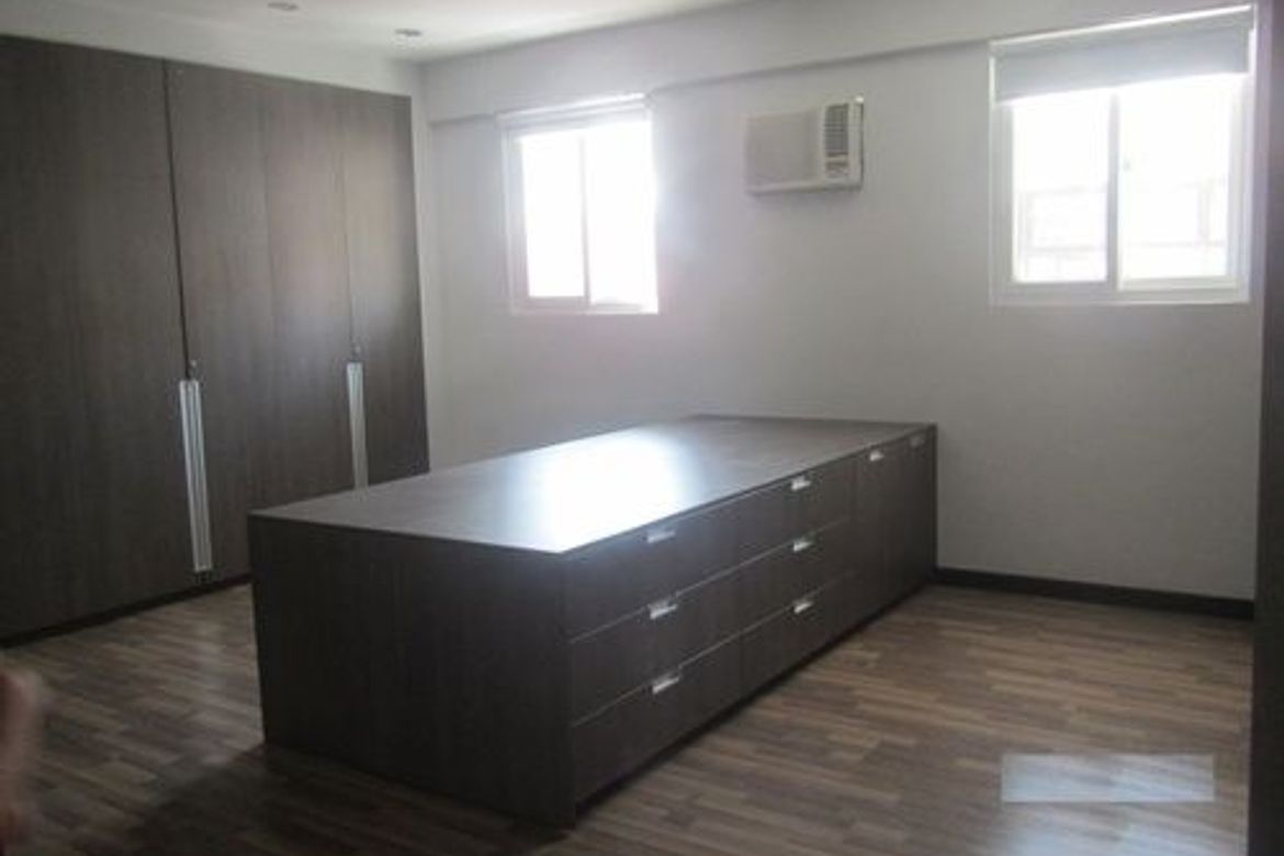 4 Bedroom House for Sale in Dasmariñas Village, Dasmariñas North, Makati, Metro Manila near MRT-3 Magallanes – photo 4