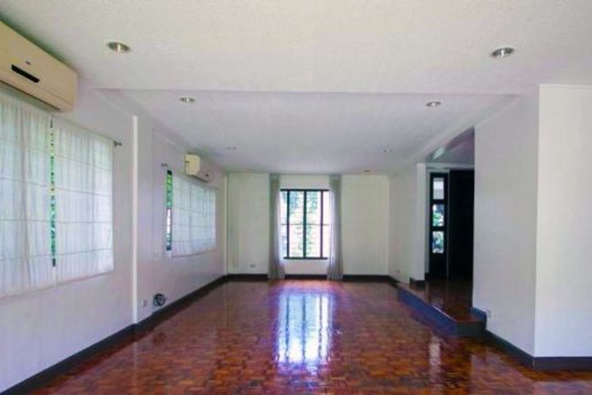 4 Bedroom House for Sale in Dasmariñas Village, Dasmariñas North, Makati, Metro Manila near MRT-3 Magallanes