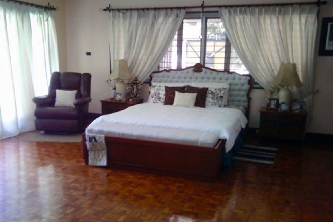4 Bedroom House for Sale in Dasmariñas Village, Dasmariñas North, Makati, Metro Manila near MRT-3 Magallanes