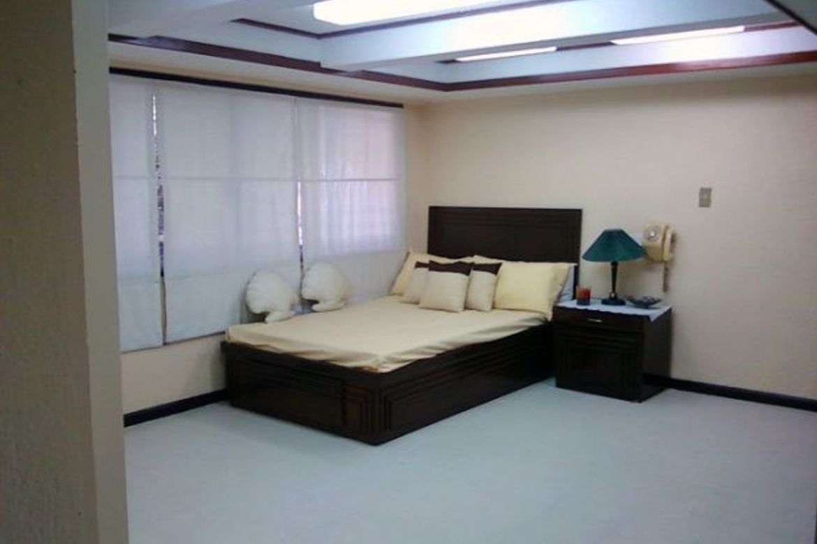 4 Bedroom House for Sale in Dasmariñas Village, Dasmariñas North, Makati, Metro Manila near MRT-3 Magallanes – photo 2