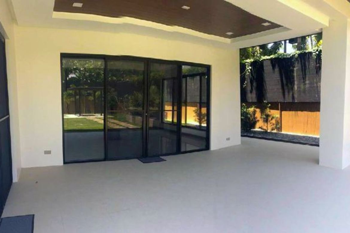 4 Bedroom House for Sale in Dasmariñas Village, Dasmariñas North, Makati, Metro Manila near MRT-3 Magallanes