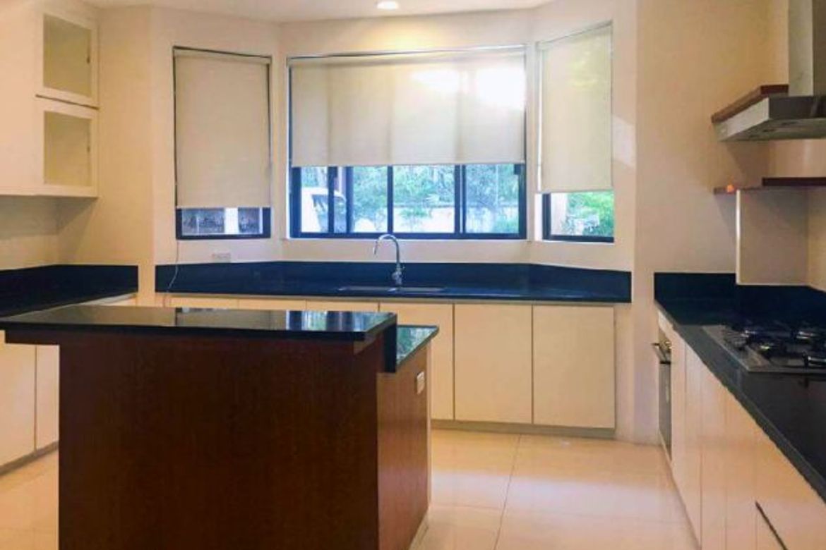 4 Bedroom House for Sale in Dasmariñas Village, Dasmariñas North, Makati, Metro Manila near MRT-3 Magallanes – photo 5