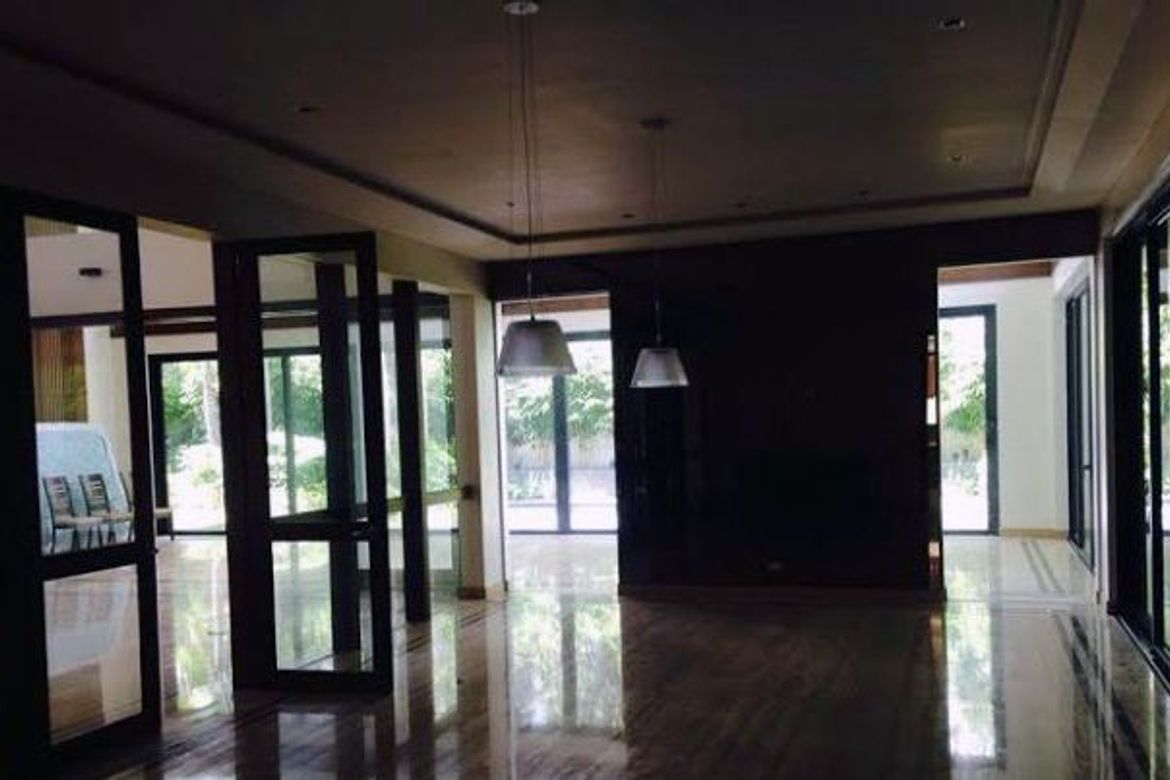 4 Bedroom House for Sale in Dasmariñas Village, Dasmariñas North, Makati, Metro Manila near MRT-3 Magallanes – photo 2