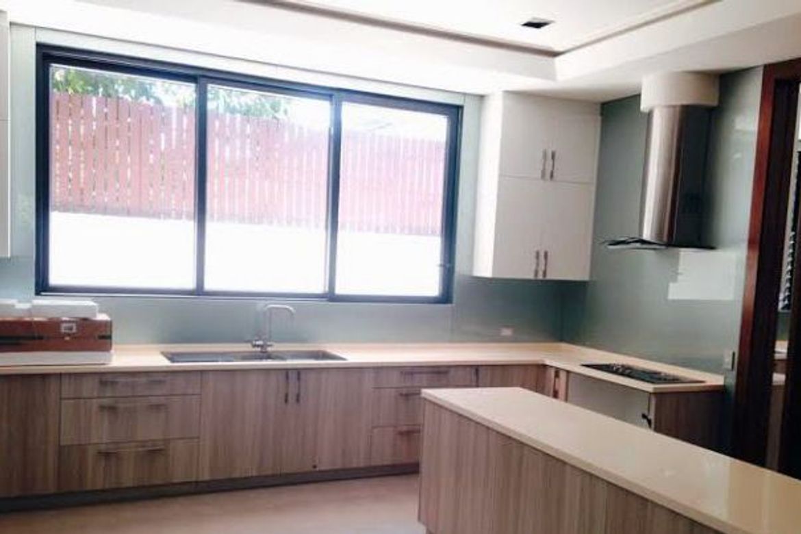 4 Bedroom House for Sale in Dasmariñas Village, Dasmariñas North, Makati, Metro Manila near MRT-3 Magallanes – photo 6
