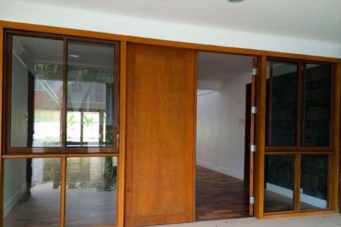 4 Bedroom House for Sale in Dasmariñas Village, Dasmariñas North, Makati, Metro Manila near MRT-3 Magallanes – photo 3