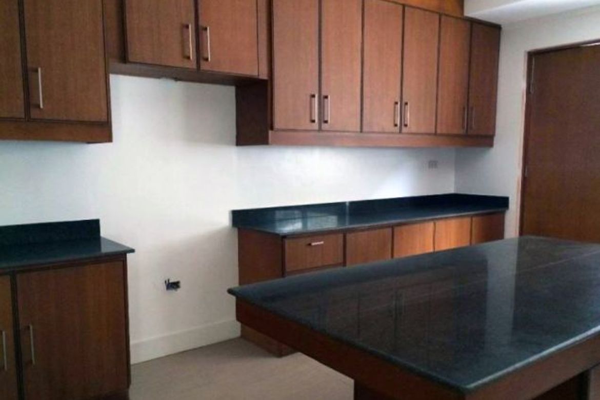 4 Bedroom House for Sale in Dasmariñas Village, Dasmariñas North, Makati, Metro Manila near MRT-3 Magallanes – photo 6