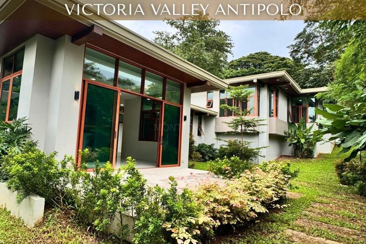 4 Bedroom House for Sale in Dela Paz, Antipolo, Rizal