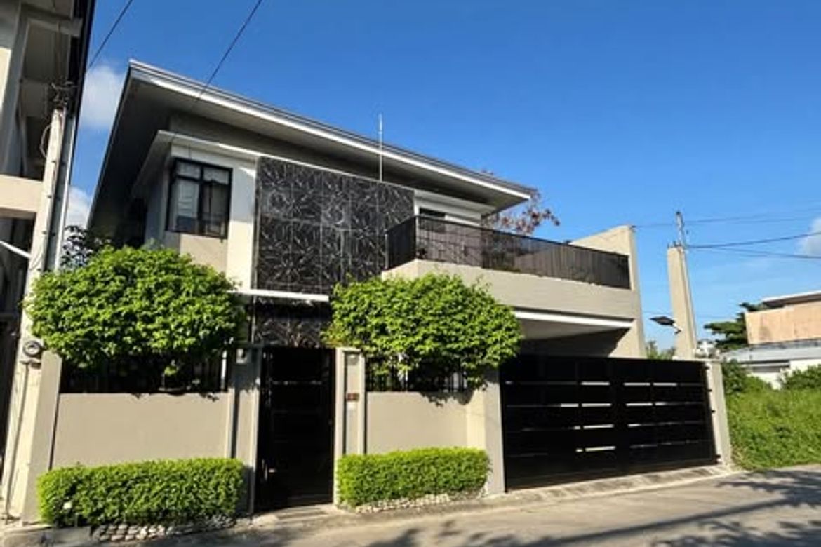 4 Bedroom House for Sale in Don Bosco, Parañaque, Metro Manila