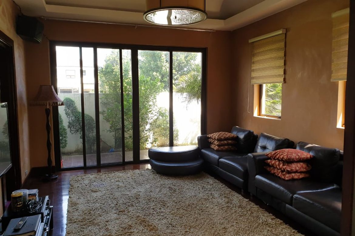 4 Bedroom House for Sale in Don Galo, Parañaque, Metro Manila – photo 5