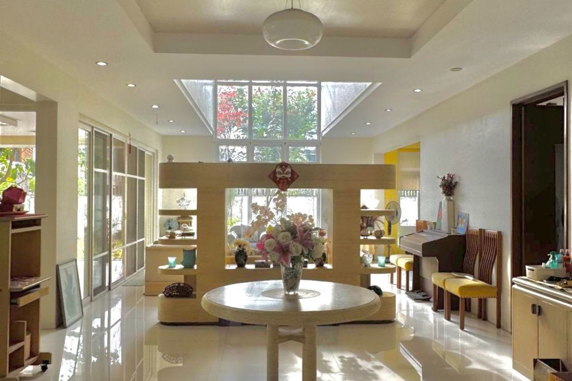 4 Bedroom House for Sale in Don Galo, Parañaque, Metro Manila – photo 2