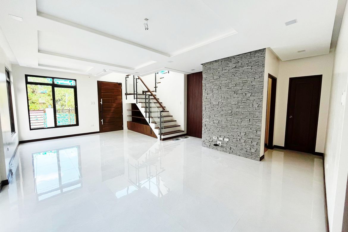 4 Bedroom House for Sale in Don Jose, Santa Rosa, Laguna – photo 2