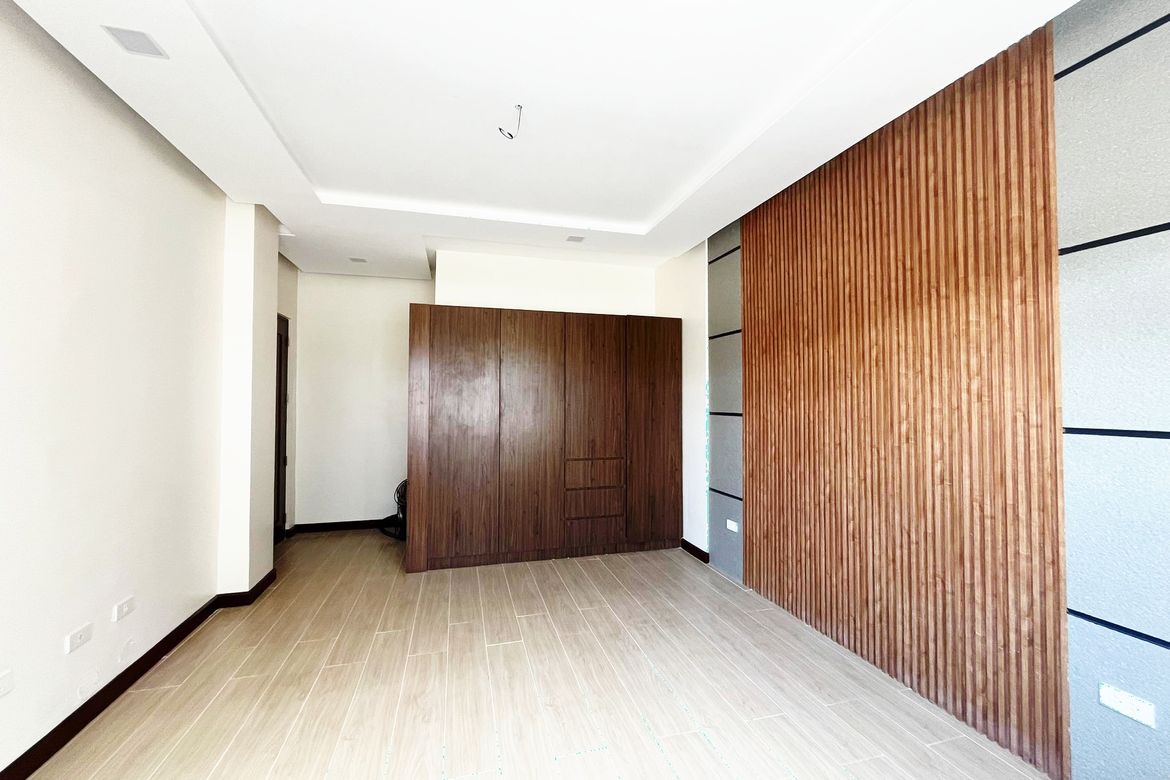 4 Bedroom House for Sale in Don Jose, Santa Rosa, Laguna – photo 6