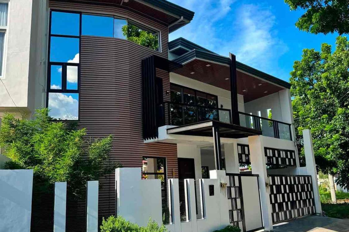 4 Bedroom House for Sale in Duquit, Mabalacat, Pampanga