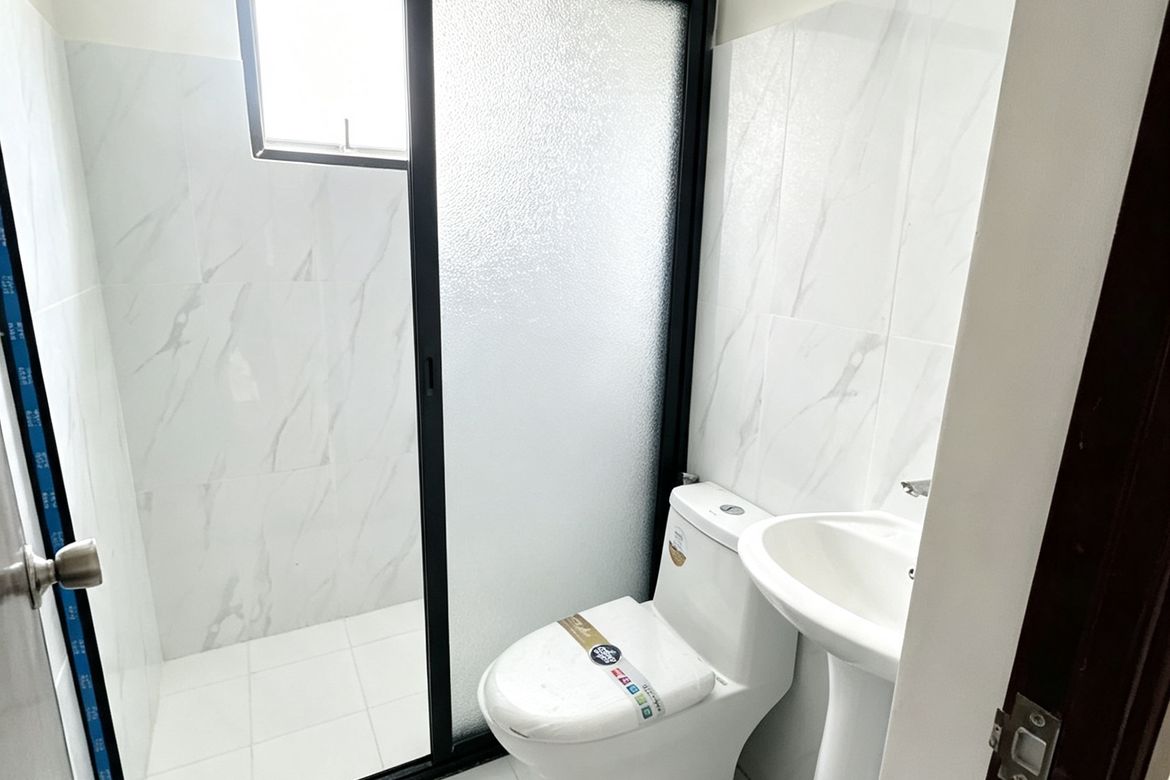 4 Bedroom House for Sale in Estefania, Bacolod, Negros Occidental – photo 2