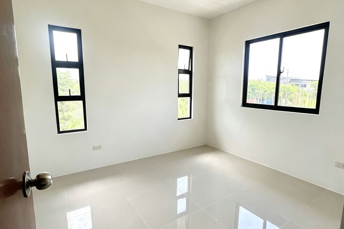 4 Bedroom House for Sale in Estefania, Bacolod, Negros Occidental – photo 4