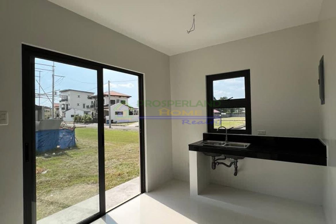 4 Bedroom House for Sale in General Trias, Cavite – photo 8