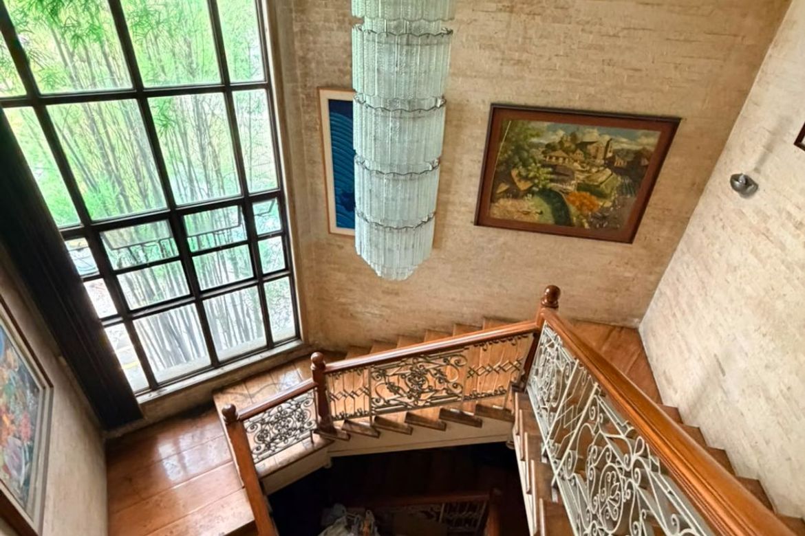 4 Bedroom House for Sale in Greenhills, San Juan, Metro Manila – photo 2