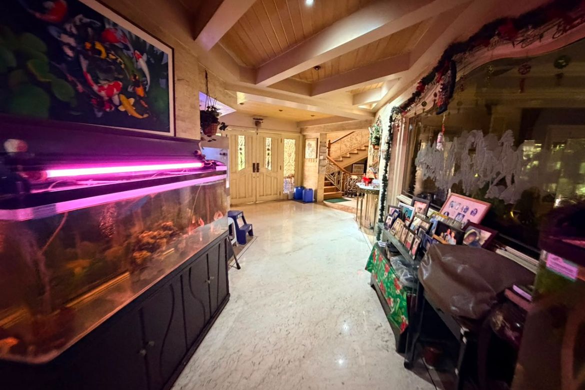 4 Bedroom House for Sale in Greenhills, San Juan, Metro Manila – photo 3