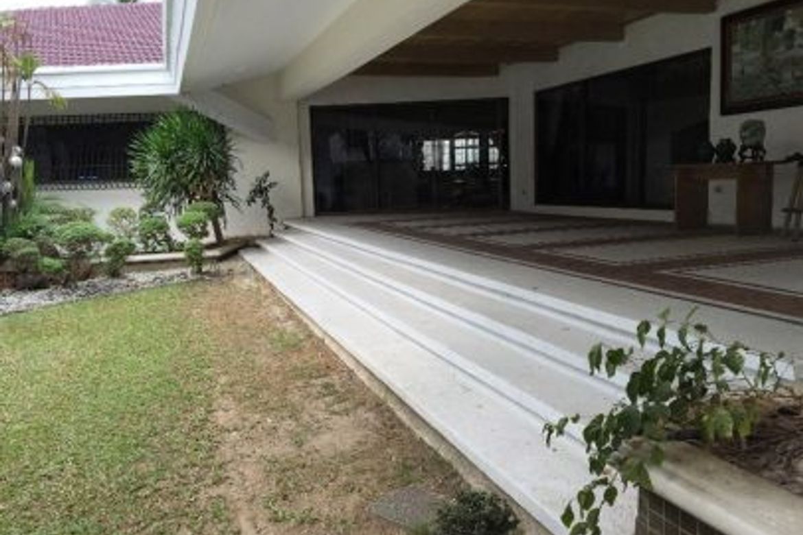 4 Bedroom House for Sale in Greenhills, San Juan, Metro Manila