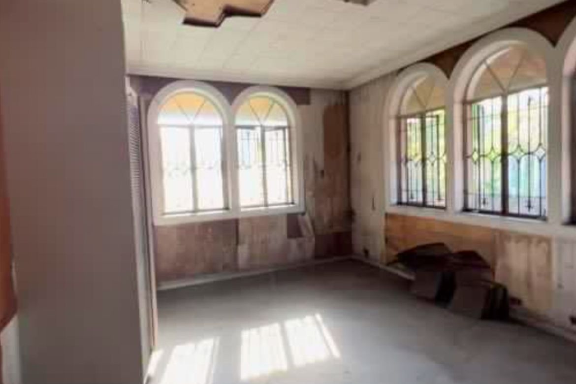 4 Bedroom House for Sale in Greenhills, San Juan, Metro Manila near MRT-3 Santolan – photo 3