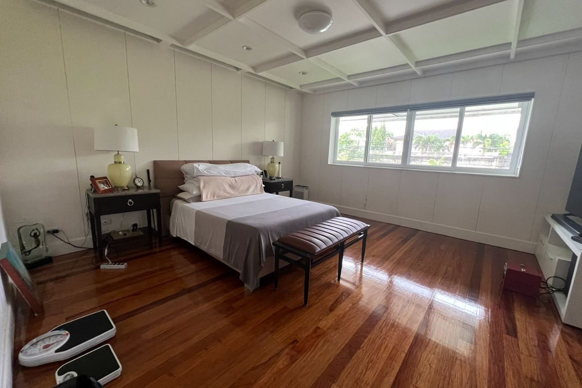 4 Bedroom House for Sale in Greenhills, San Juan, Metro Manila near MRT-3 Santolan – photo 3