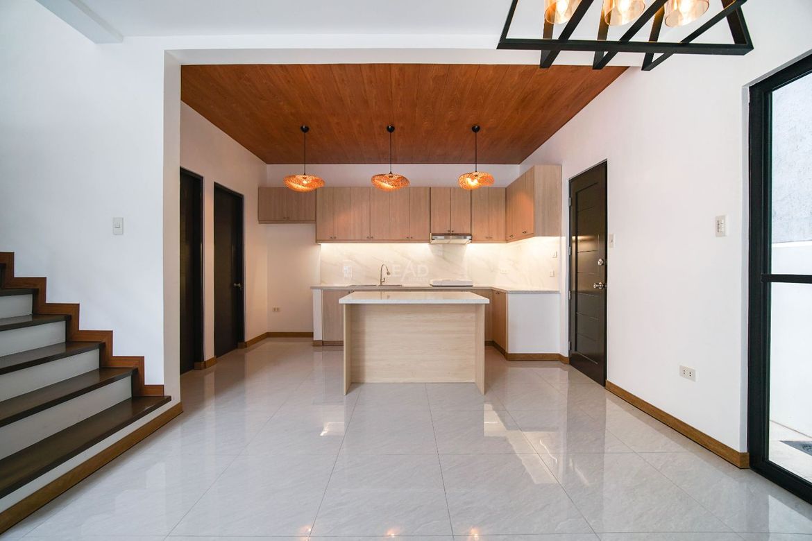 4 Bedroom House for Sale in Greenwoods Executive Village - Cainta, San Andres, Cainta, Rizal – photo 8