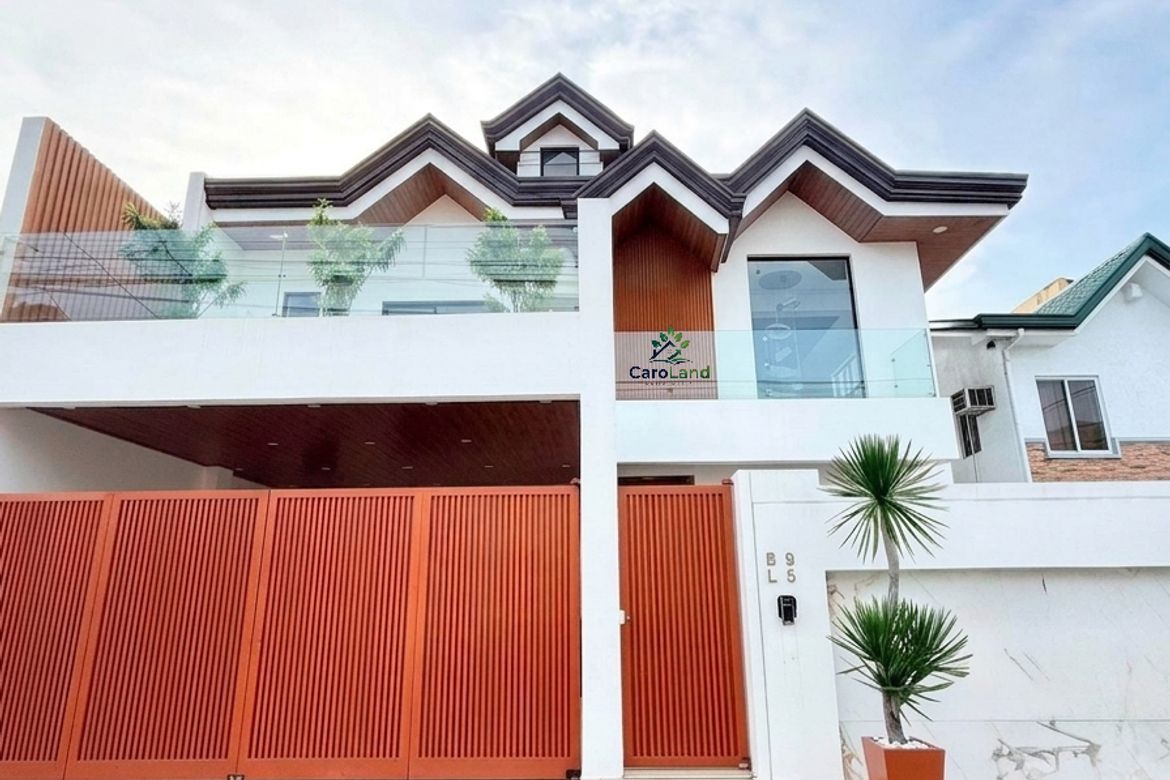 4 Bedroom House for Sale in Greenwoods Executive Village, San Miguel, Pasig, Metro Manila