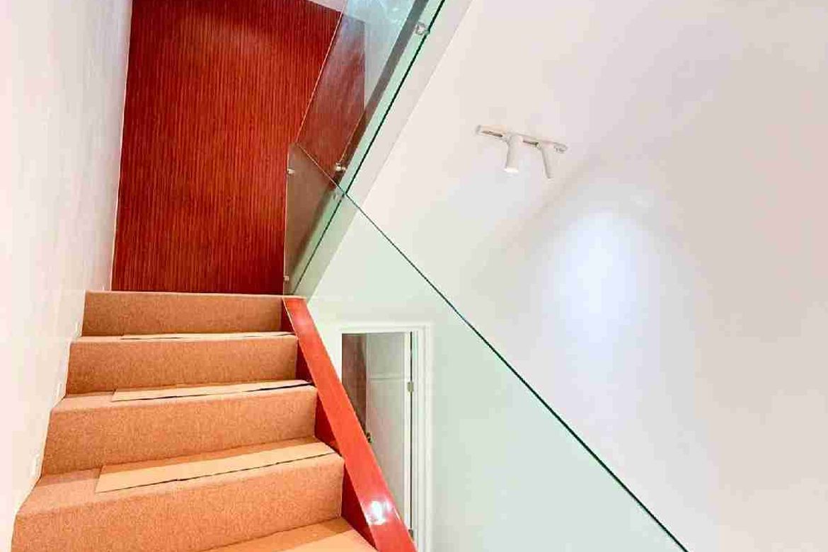 4 Bedroom House for Sale in Greenwoods Executive Village, San Miguel, Pasig, Metro Manila – photo 8