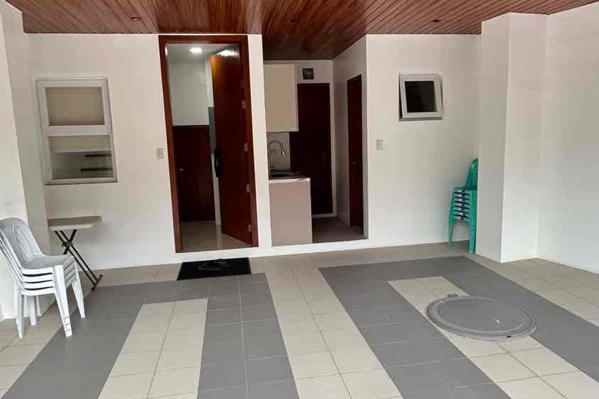 4 Bedroom House for Sale in Hagdang Bato Itaas, Mandaluyong, Metro Manila – photo 2