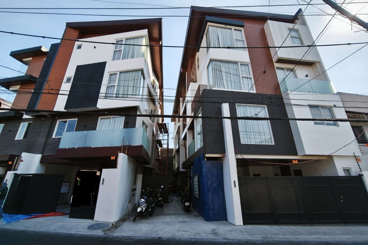 4 Bedroom House for Sale in Hagdang Bato Itaas, Mandaluyong, Metro Manila