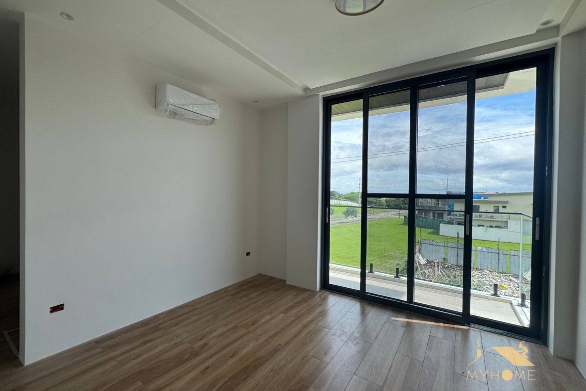 4 Bedroom House for Sale in Hornalan, Calamba, Laguna – photo 4