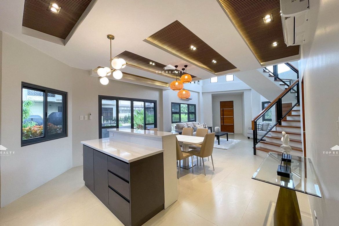 4 Bedroom House for Sale in Inchican, Silang, Cavite