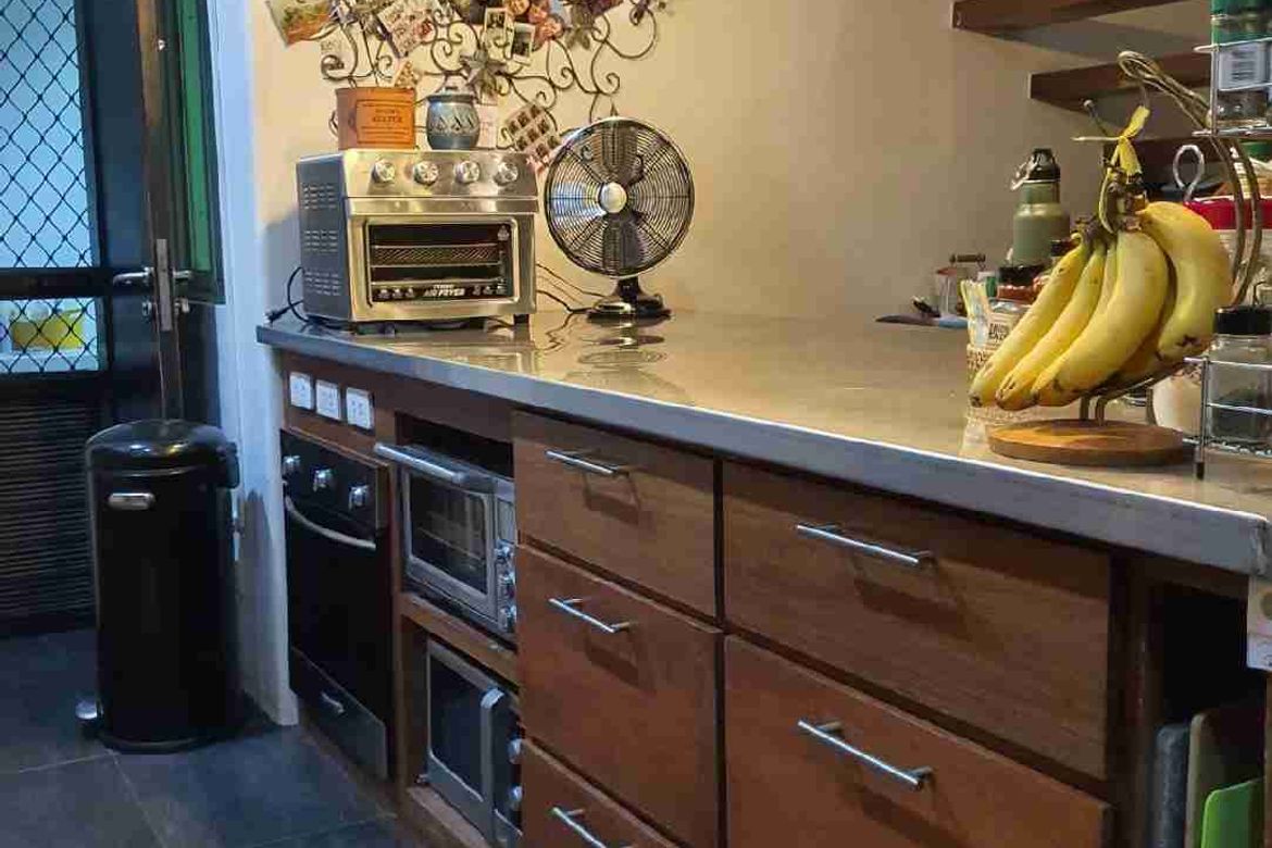 4 Bedroom House for Sale in Industrial Valley, Marikina, Metro Manila near LRT-2 Santolan – photo 8