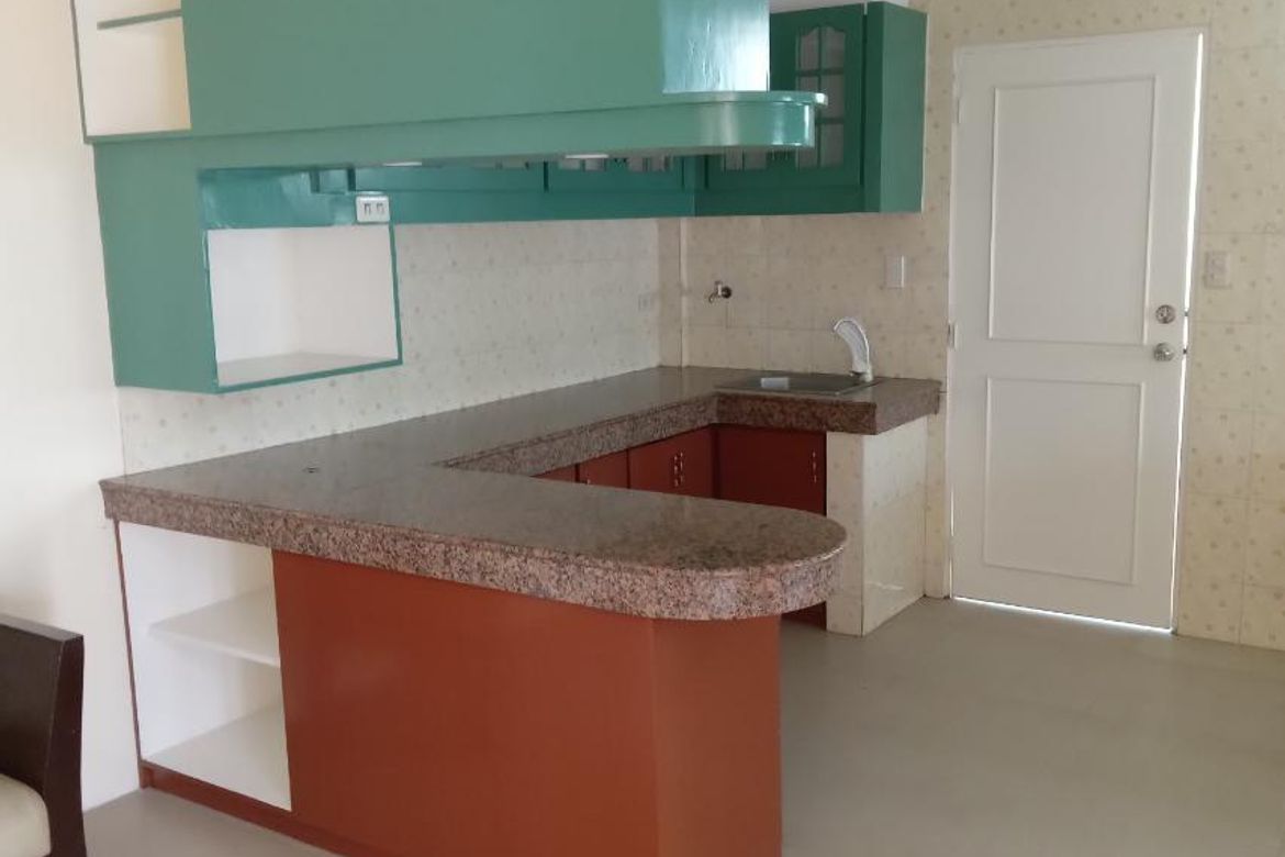 4 Bedroom House for Sale in ITC Woodlands, Malanday, Valenzuela, Metro Manila – photo 3