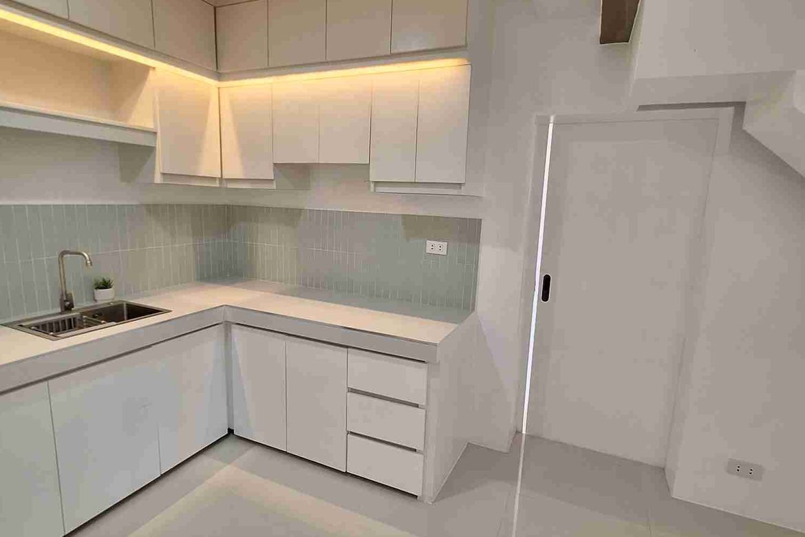 4 Bedroom House for Sale in Jibao-An, Pavia, Iloilo – photo 6