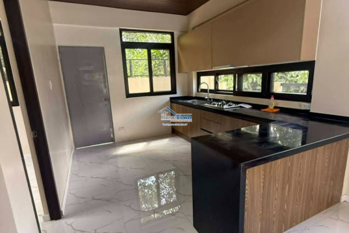 4 Bedroom House for Sale in Kaybagal East, Tagaytay, Cavite – photo 4