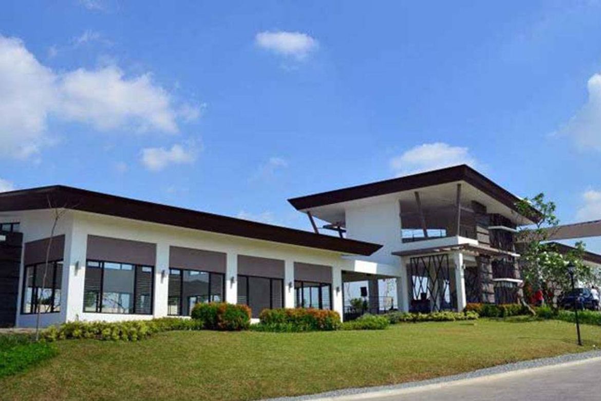 4 Bedroom House for Sale in Laguerta, Calamba, Laguna – photo 8