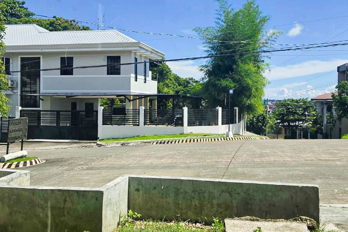 4 Bedroom House for Sale in Lamac, Consolacion, Cebu