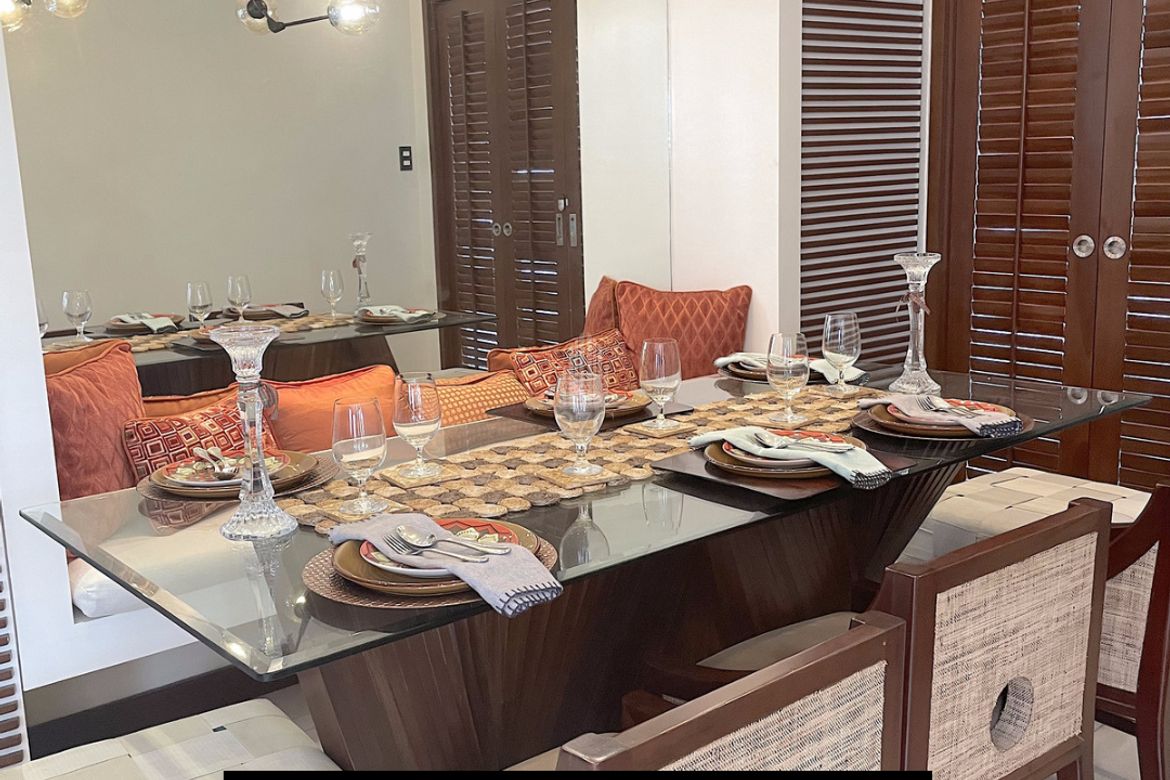4 Bedroom House for Sale in Loma, Biñan, Laguna