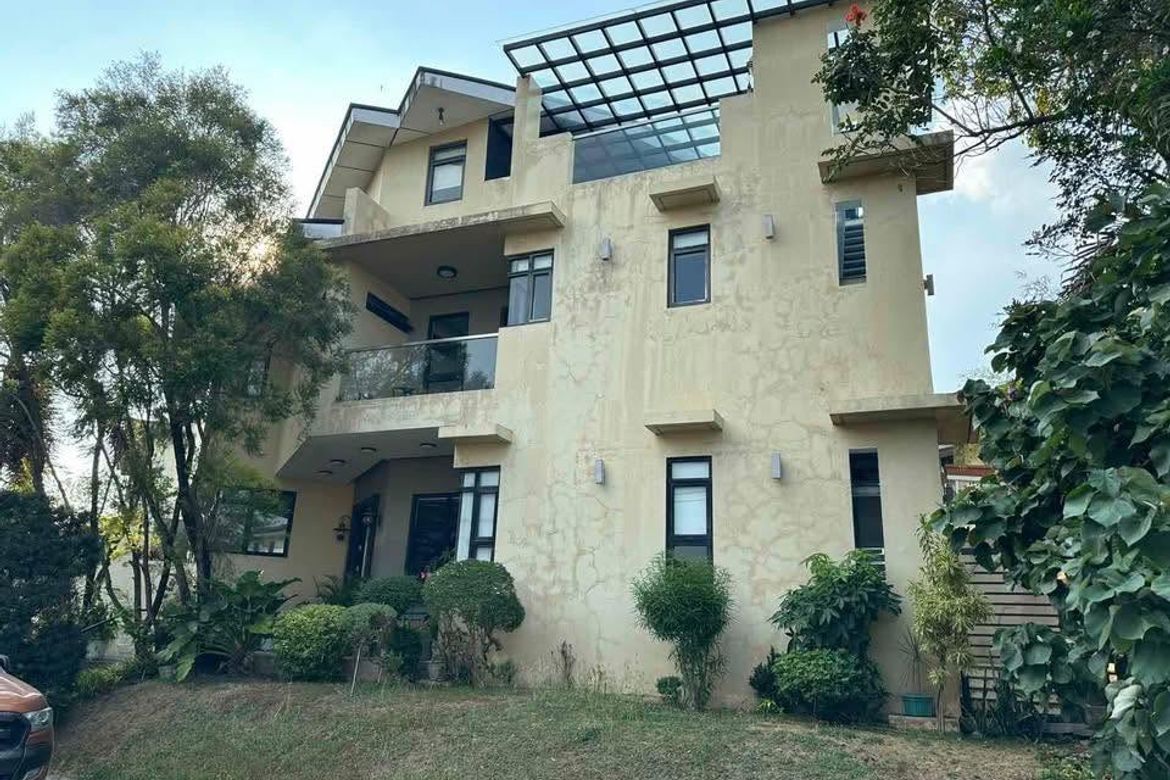 4 Bedroom House for Sale in Loma, Biñan, Laguna