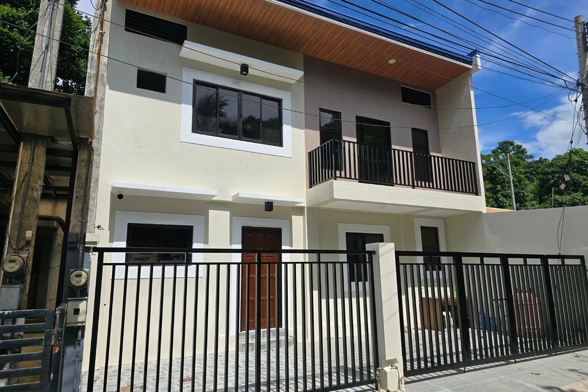 4 Bedroom House for Sale in Lumbia, Cagayan de Oro, Misamis Oriental