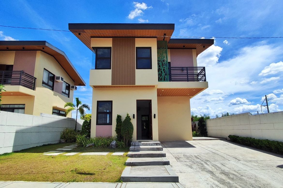 4 Bedroom House for Sale in Mabini, Lipa, Batangas