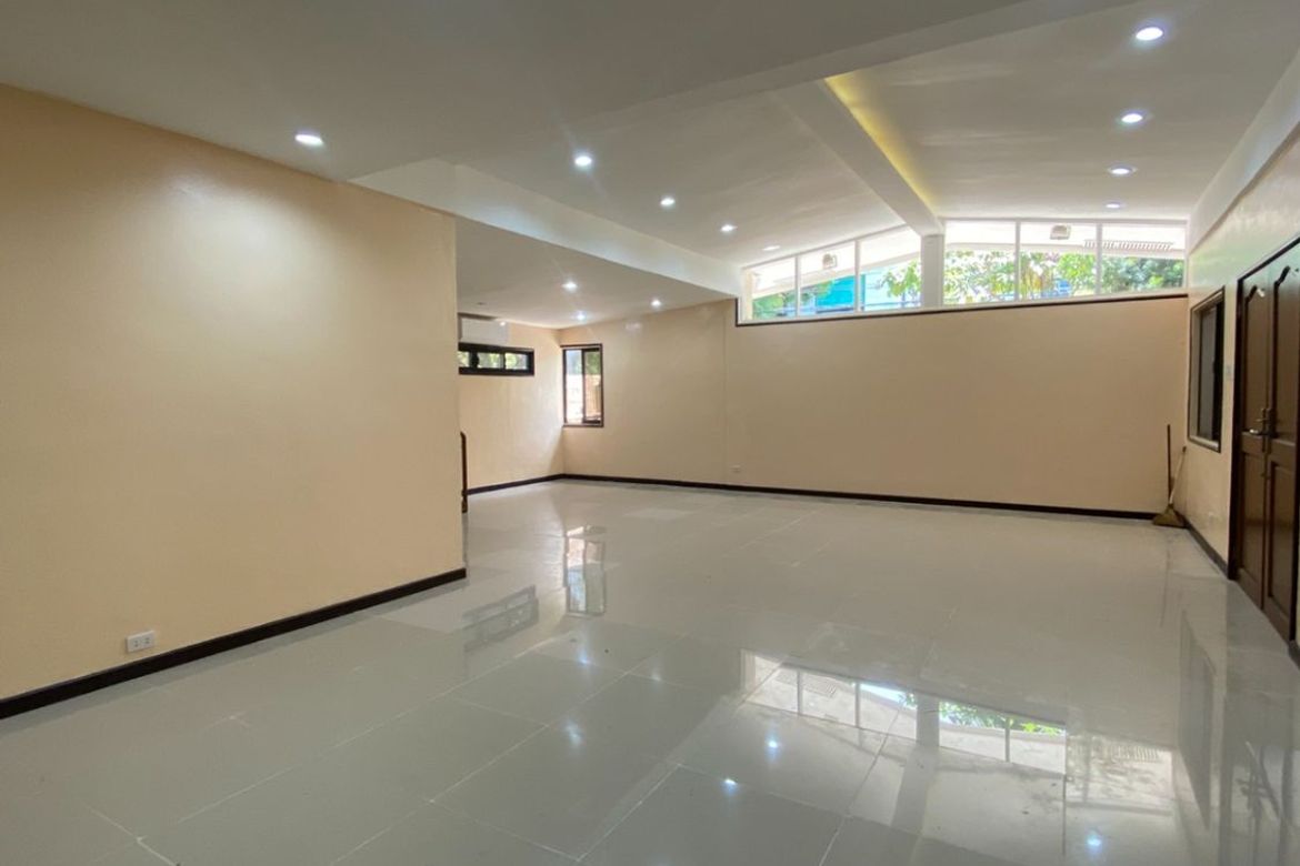 4 Bedroom House for Sale in Magallanes Village, Magallanes, Makati, Metro Manila near MRT-3 Magallanes – photo 3