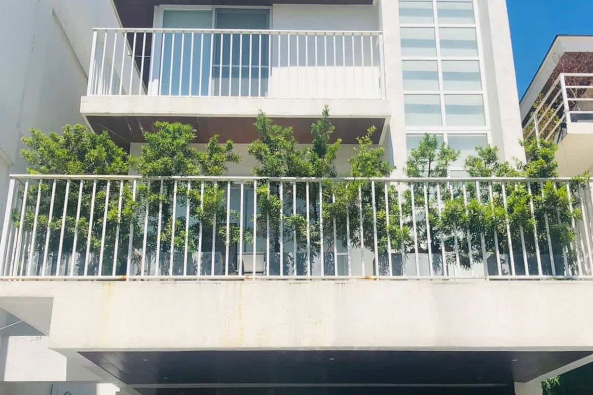 4 Bedroom House for Sale in Mahogany Place 3, Bagong Tanyag, Taguig, Metro Manila