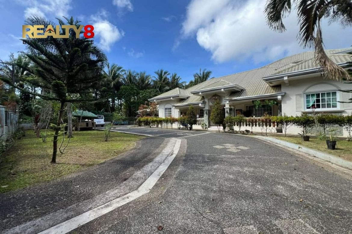 4 Bedroom House for Sale in Maitim 2nd East, Tagaytay, Cavite
