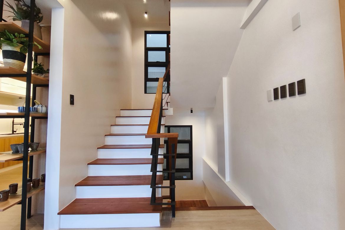 4 Bedroom House for Sale in Malamig, Mandaluyong, Metro Manila near MRT-3 Boni – photo 2
