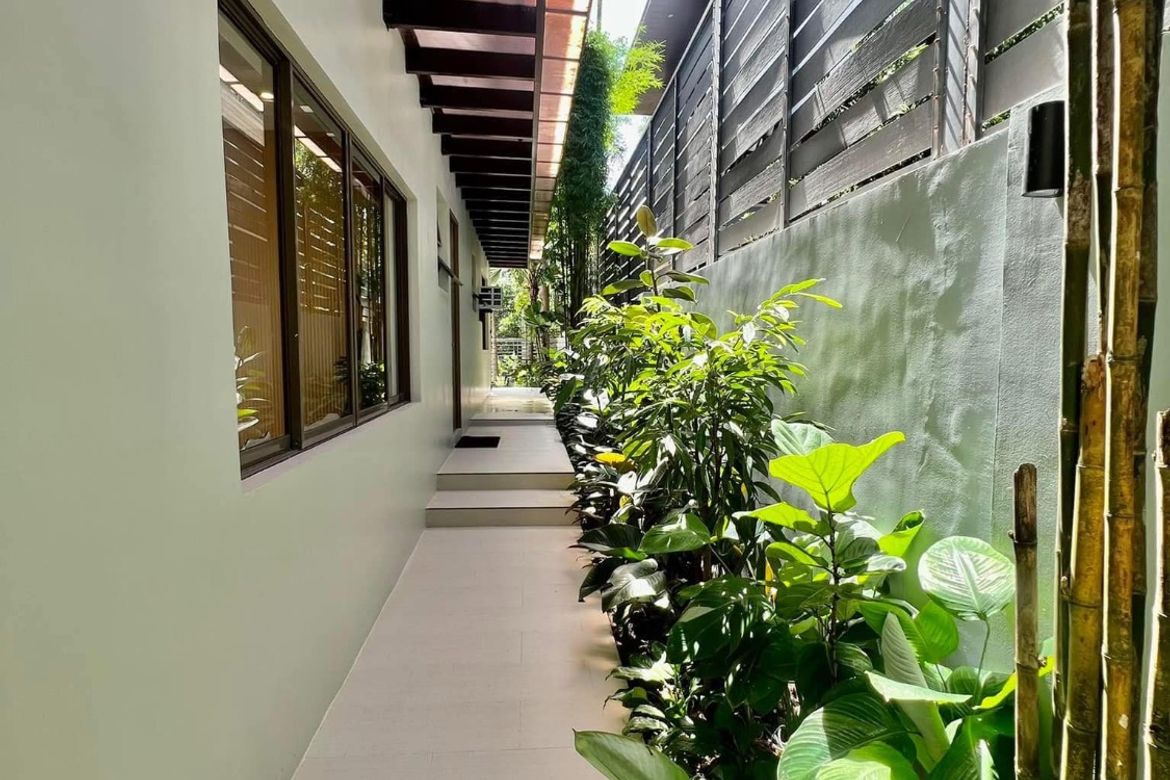 4 Bedroom House for Sale in Malanday, Marikina, Metro Manila – photo 2