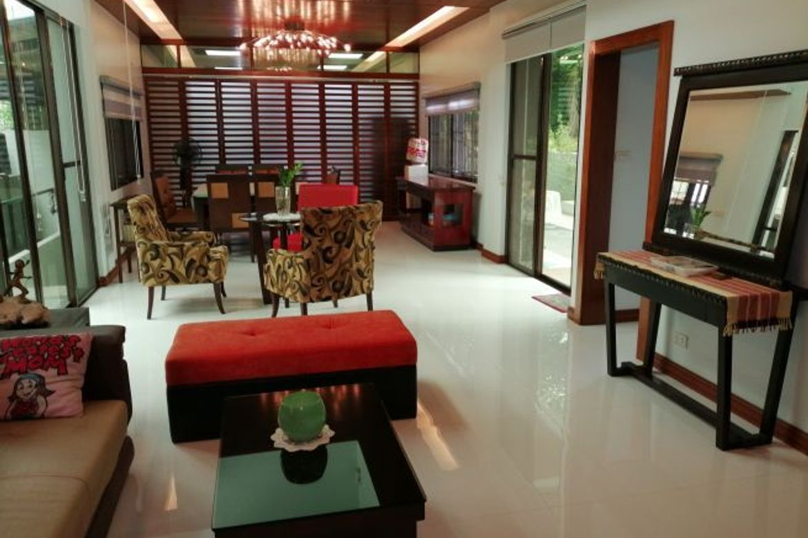 4 Bedroom House for Sale in Malanday, Marikina, Metro Manila